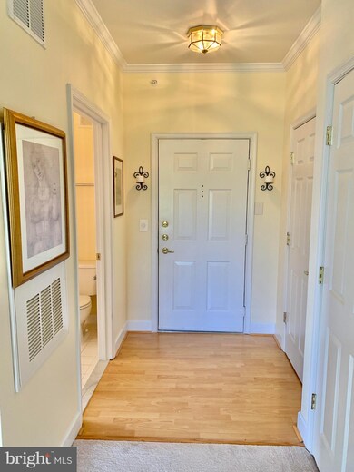 11924 Darnestown Rd, Gaithersburg, MD 20878 - photo 3