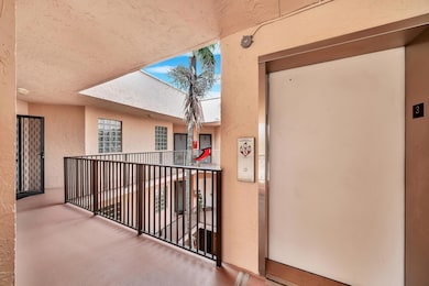 4111 Coral Tree Cir unit 324, Coconut Creek, FL 33073 - photo 4