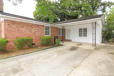 2910 Hermitage Ave, Fayetteville, NC 28304 - photo 4