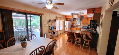 6116 Braintree Ct, Bushkill, PA 18324 - photo 5