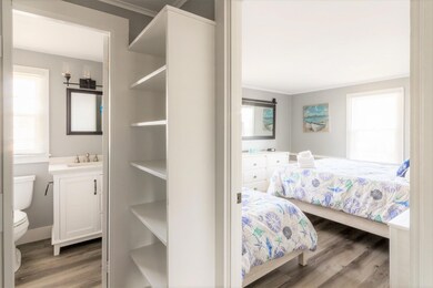 Hall_Bath_Bedrm