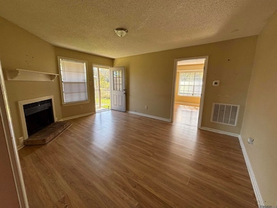 1654 Clear Lake Ave unit c, Baton Rouge, LA 70808 - photo 2