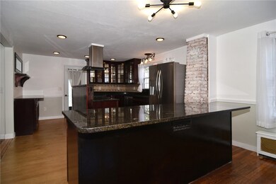 1008 Main Ave, Warwick, RI 02886 - photo 2