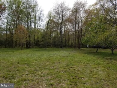 4923 Idlewilde Rd, Shady Side, MD 20764 - photo 2