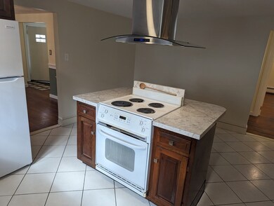 16 Maple St, Saugus, MA 01906 - photo 6