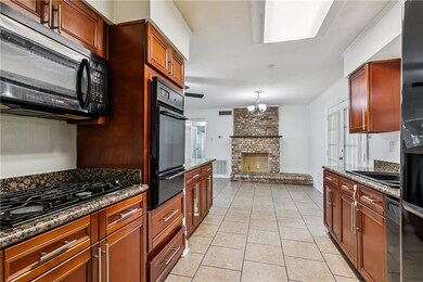 740 Huckleberry Ln, Gretna, LA 70056 - photo 7