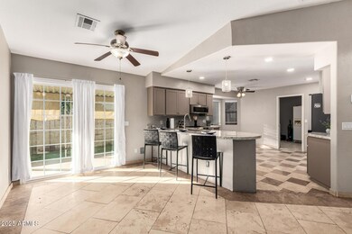 540 S Stardust Ln, Apache Junction, AZ 85120 - photo 3