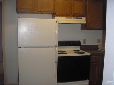 520 W King St, Garrett, IN 46738 - photo 4