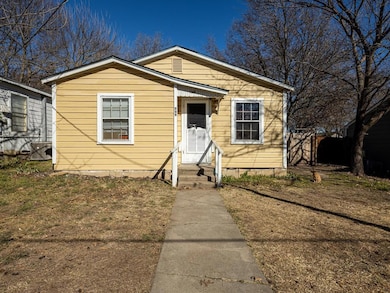 305 E Columbia St, Weatherford, TX 76086 - photo 3