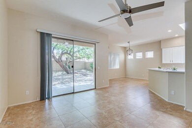 GREAT ROOM TO EAT IN KITCHEN