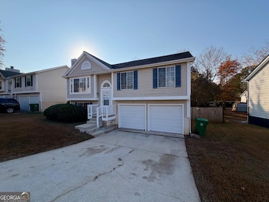 6091 Raintree Bend, Lithonia, GA 30058 - photo 2