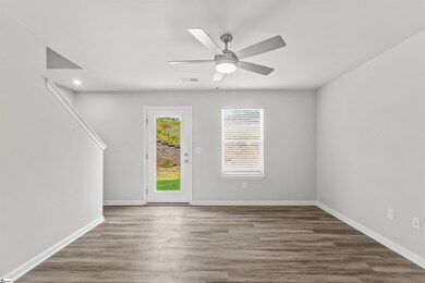 1264 Forestbrook Ln, Spartanburg, SC 29303 - photo 7