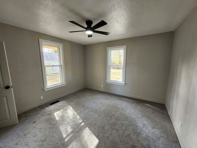 731 S Belmont St, Wichita, KS 67218 - photo 4