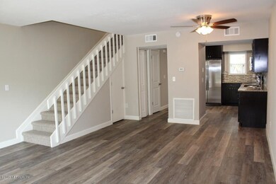 126 13th Ave S unit 1, Jacksonville Beach, FL 32250 - photo 3
