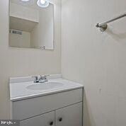 2401 Kent Village Place, Hyattsville, MD 20785 - photo 6