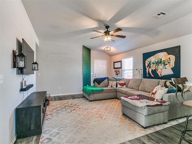 10144 Wimbledon Ct, Nichols Hills, OK 73120 - photo 4