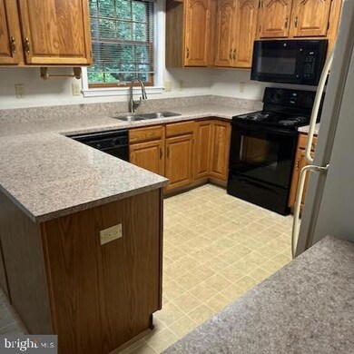 23124 Autumn Leaf Way, California, MD 20619 - photo 6