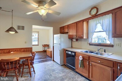 316 Vincent Dr unit 75, Mc Sherrystown, PA 17344 - photo 5