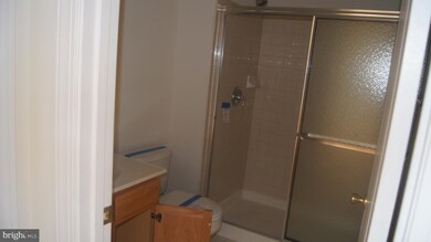 7110 Glen Pine St, Glenn Dale, MD 20769 - photo 5