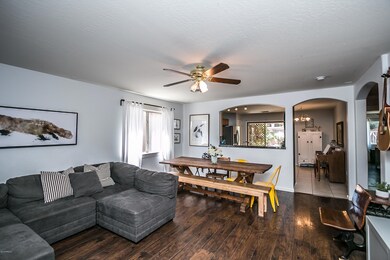 10031 E Crescent Ave-7