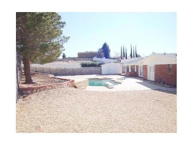 10964 Sombra Verde Dr, El Paso, TX 79935 - photo 4