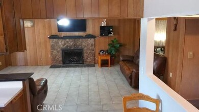 14273 Arrowhead Dr, Victorville, CA 92395 - photo 6