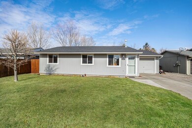 3157 SW Quartz Avenue, Redmond, OR 97756