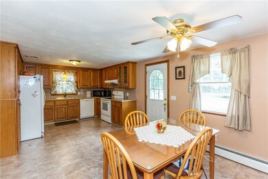 30 Ledgemont Ct, West Warwick, RI 02893 - photo 4