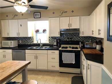 3327 Amherst Rd, Erie, PA 16506 - photo 4