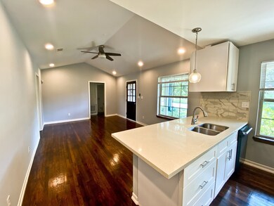 511 Gale St, Houston, TX 77009 - photo 3