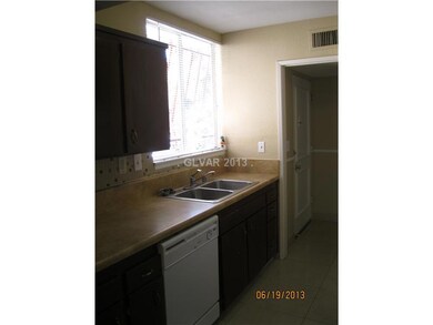 unlisted-address, Las Vegas, NV 89169 - photo 4