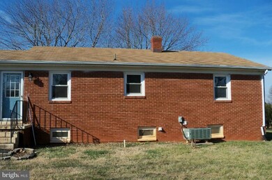 10103 Eggbornsville Rd, Rixeyville, VA 22737 - photo 7