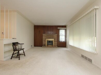 1910 Whitmore Ave NW, Grand Rapids, MI 49534 - photo 2
