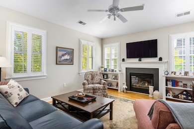 25 Tilden Commons Dr, Quincy, MA 02171 - photo 3