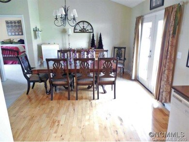 43 Faith Hill Dr, Flat Rock, NC 28731 - photo 4