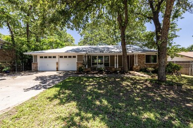 1036 Barbara Ann Dr, Hurst, TX 76053 - photo 2