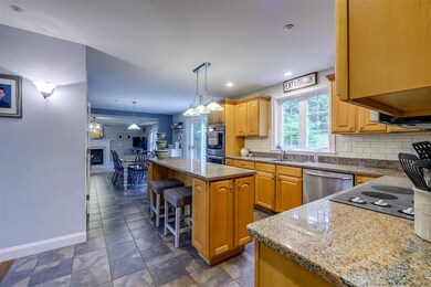 878 Wellington Way, Pembroke, NH 03275 - photo 3