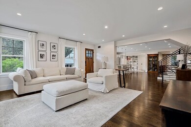 14 Oakland Cir, Wellesley Hills, MA 02481 - photo 3