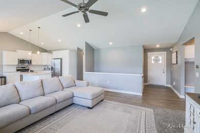 11669 Restful Way-21
