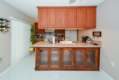 324 Buttonwood Ln_Selene LaFazia_9
