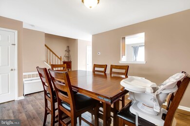 1118 Fredrick Blvd, Reading, PA 19605 - photo 5