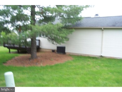 1404 Franklin Ct unit 1404, Lansdale, PA 19446 - photo 3