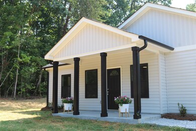 5635 Lewis Rd, Gastonia, NC 28052 - photo 3