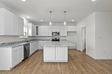 204 Liberty Valley Dr, Foristell, MO 63348 - photo 3