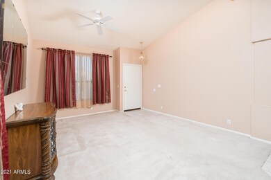 05_Living-Room_01