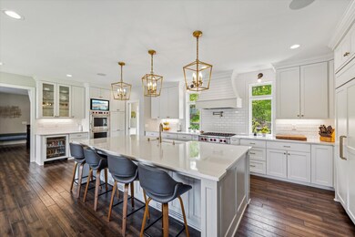 28200 Boulder Cir, Excelsior, MN 55331 - photo 6