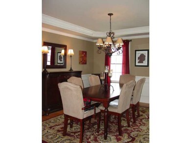 4 Fieldstone Cir, Greenville, RI 02828 - photo 4