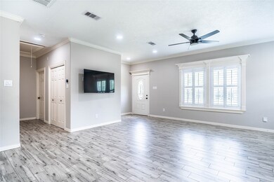 4118 Topping St, Houston, TX 77093 - photo 4