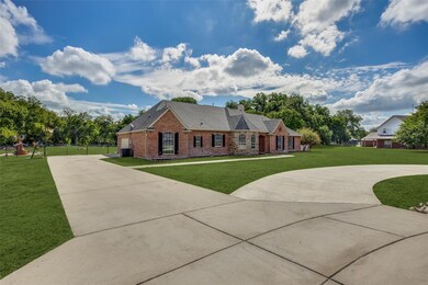 130 Tusk Ct, Weatherford, TX 76085 - photo 2