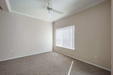 5 Living Room